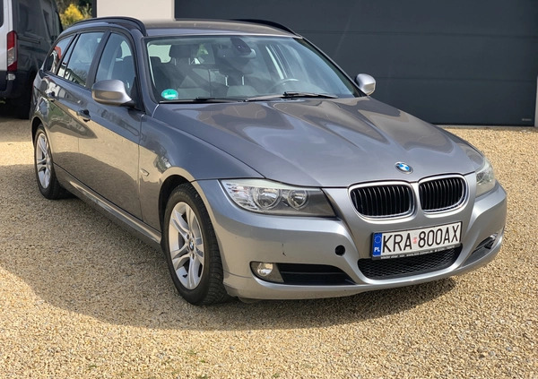 BMW Seria 3 cena 27900 przebieg: 159400, rok produkcji 2012 z Piaseczno małe 121